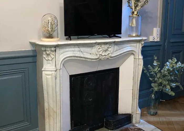 Les Petits Boudoirs Bernascon アパート エクスレバン