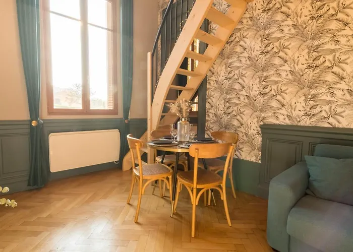 Les Petits Boudoirs Bernascon アパート